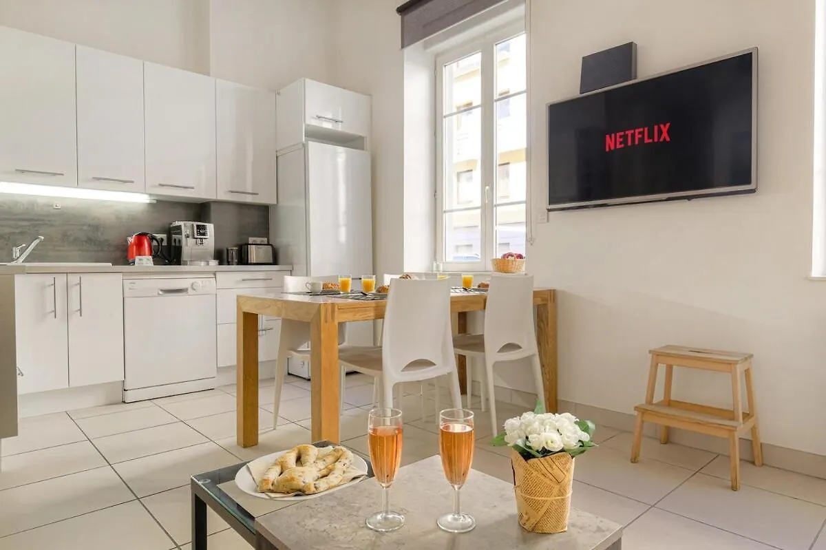 Charmand Et Cosy Avec Emplacement Ideal Lyon Apartment
